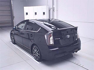 TOYOTA PRIUS 2012