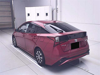TOYOTA PRIUS 2019