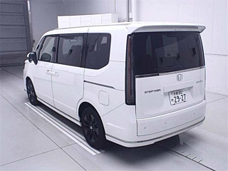 HONDA STEP WAGON 2025