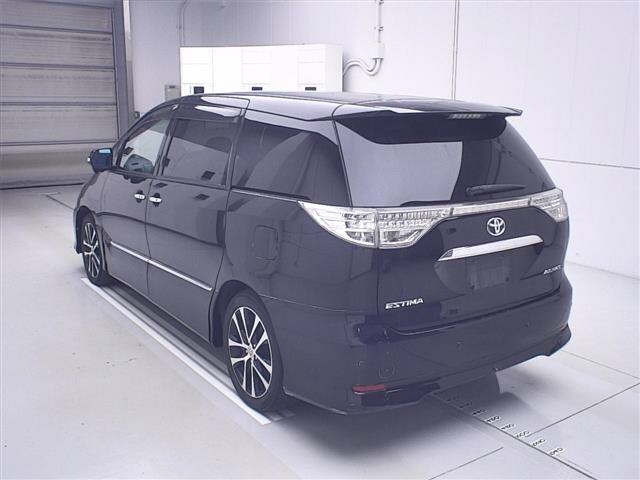 TOYOTA ESTIMA 2014