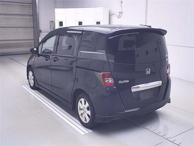 HONDA FREED 2011