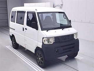 NISSAN CLIPPER VAN 2013