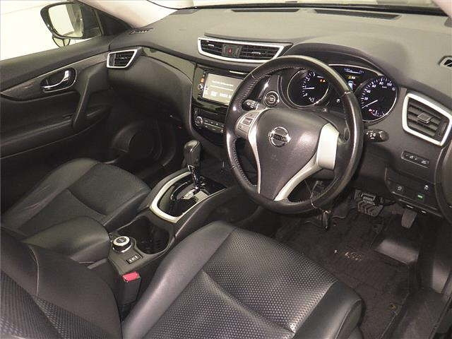 NISSAN X-TRAIL 2014