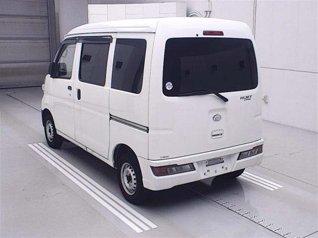 DAIHATSU HIJET VAN 2019