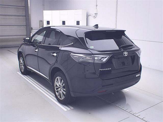 TOYOTA HARRIER 2015