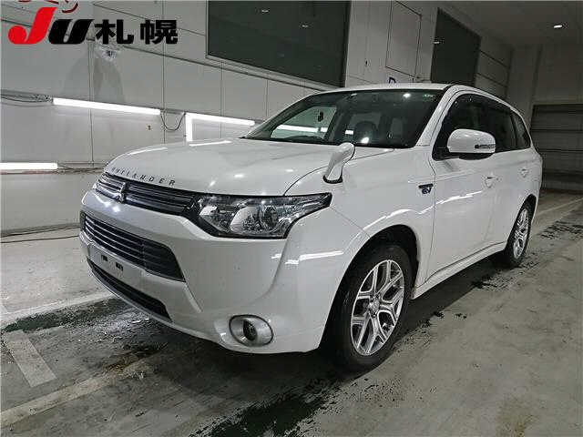 MITSUBISHI OUTLANDER PHEV 2013