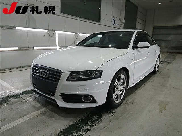 AUDI A4 2011