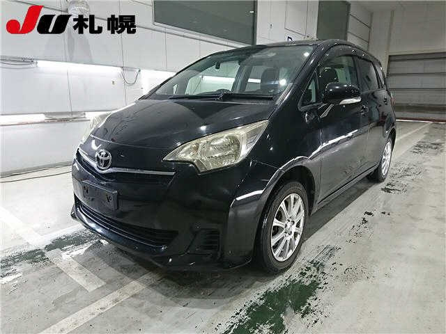 TOYOTA RACTIS 2011
