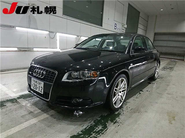 AUDI A4 2008