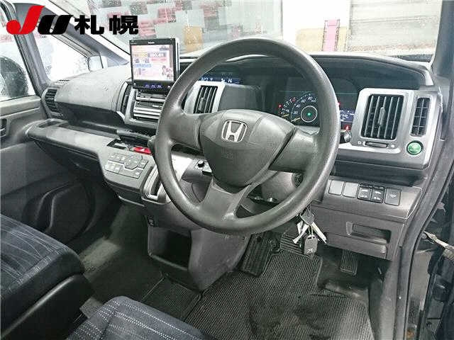 HONDA STEP WAGON 2010