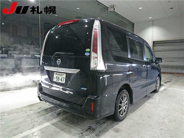 NISSAN SERENA 2013