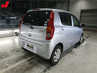 DAIHATSU MIRA 2010