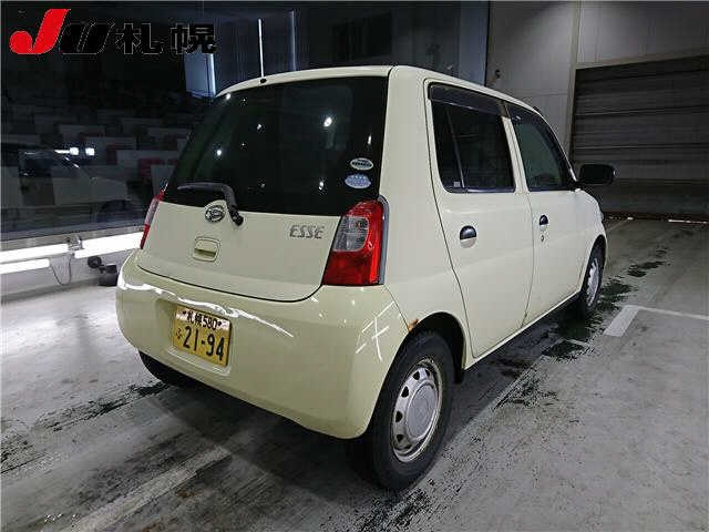 DAIHATSU ESSE 2011