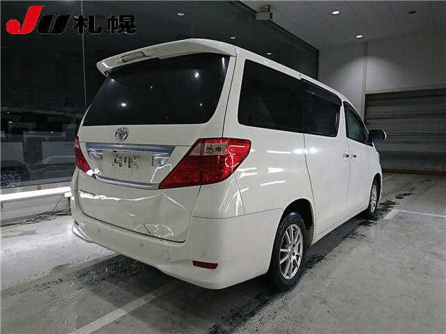 TOYOTA ALPHARD 2010