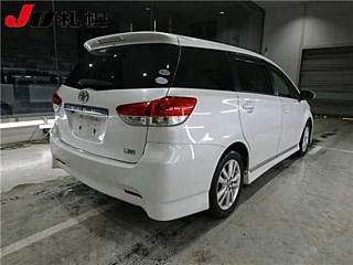 TOYOTA WISH 2009