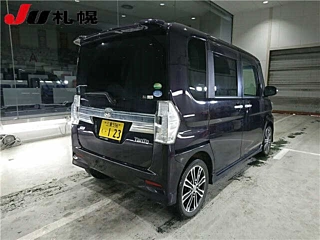 DAIHATSU TANTO 2015
