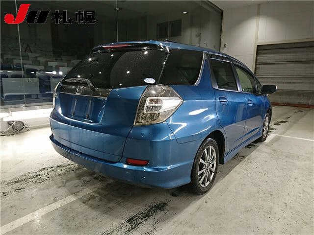 HONDA FIT SHUTTLE 2013