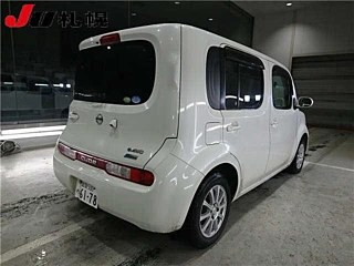 NISSAN CUBE 2010