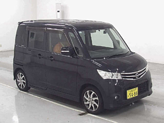 NISSAN ROOX 2010