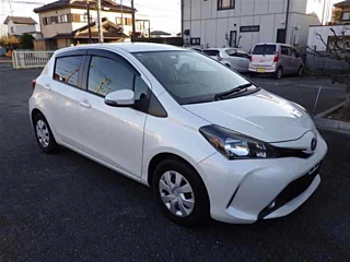 TOYOTA VITZ 2014