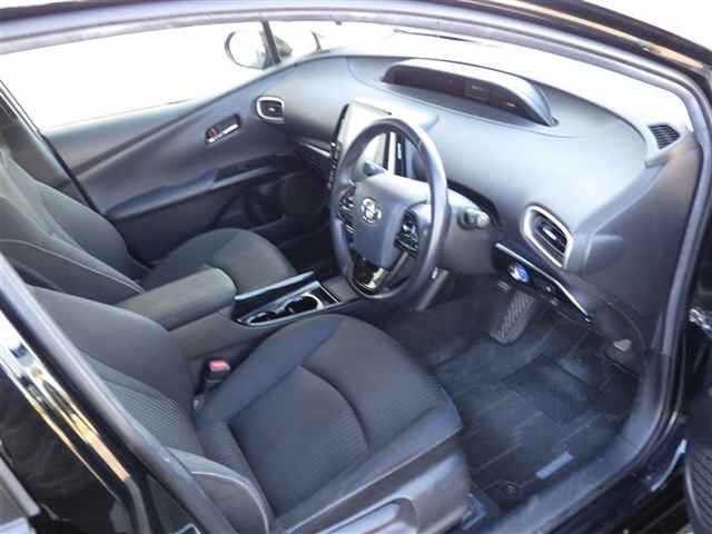 TOYOTA PRIUS PHV 2020