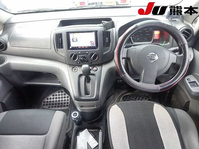 NISSAN NV200 2016