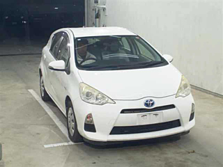 TOYOTA AQUA 2012