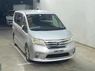 NISSAN SERENA 2013