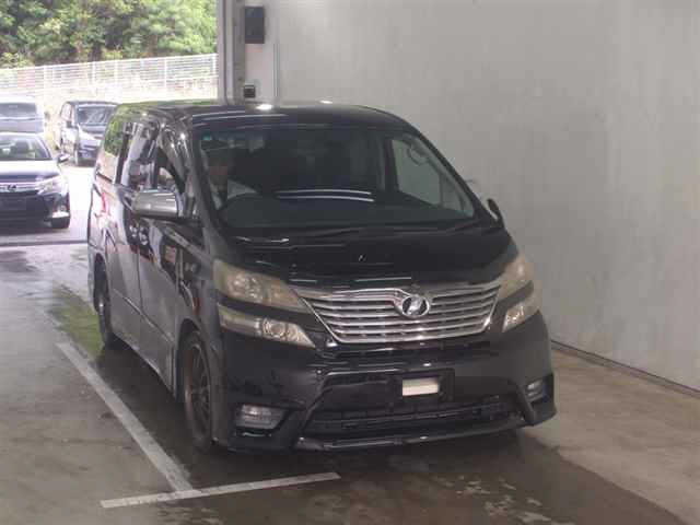 TOYOTA VELLFIRE 2008