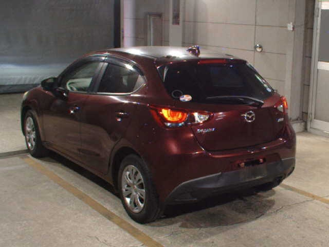 MAZDA DEMIO 2017