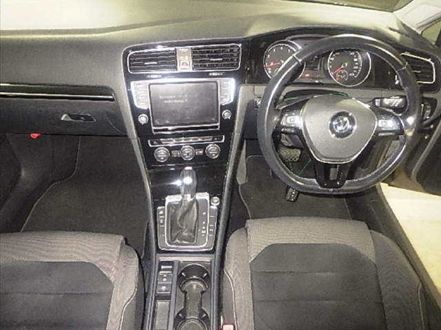 VOLKSWAGEN GOLF VARIANT 2015