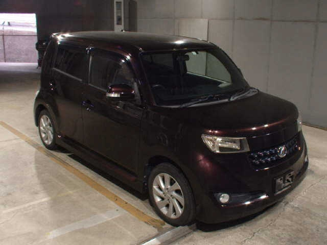 TOYOTA BB 2009
