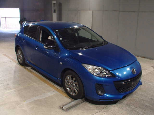 MAZDA AXELA 2013
