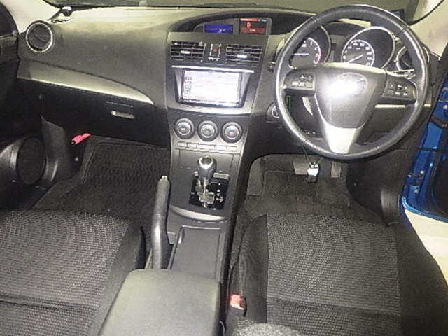 MAZDA AXELA 2013