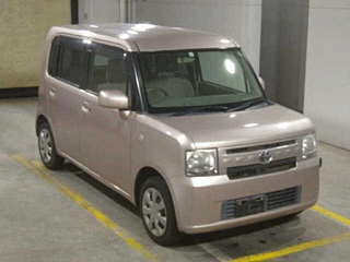 TOYOTA PIXIS SPACE 2013