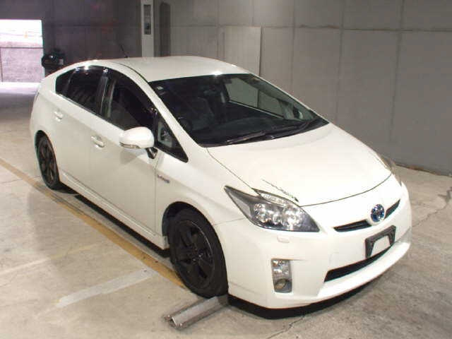 TOYOTA PRIUS 2010
