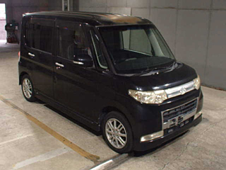 DAIHATSU TANTO 2010