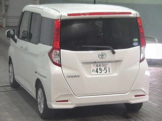 TOYOTA ROOMY 2019