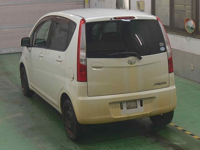 DAIHATSU MOVE 2010
