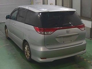 TOYOTA ESTIMA 2009