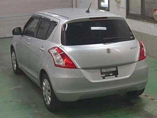 SUZUKI SWIFT 2012