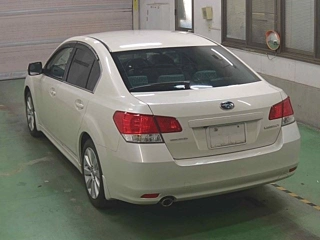 SUBARU LEGACY B4 2010