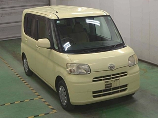DAIHATSU TANTO 2009