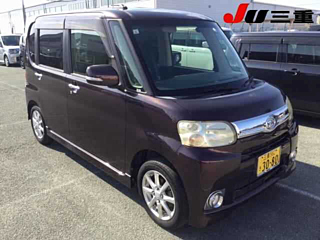 DAIHATSU TANTO 2013