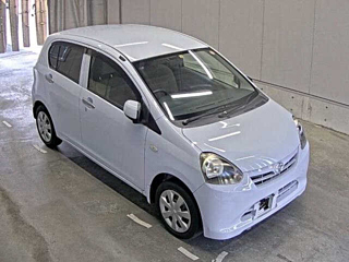 TOYOTA PIXIS EPOCH 2012