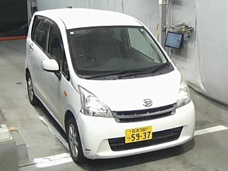 DAIHATSU MOVE 2011