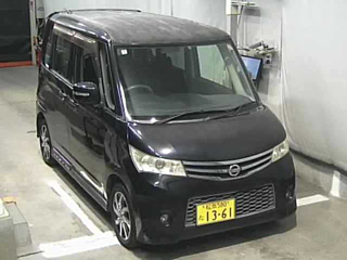 NISSAN ROOX 2010