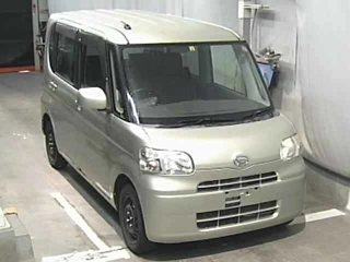 DAIHATSU TANTO 2012