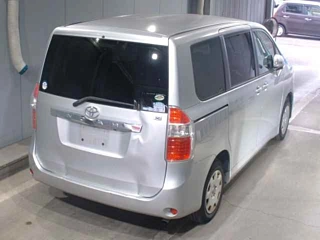 TOYOTA NOAH 2008