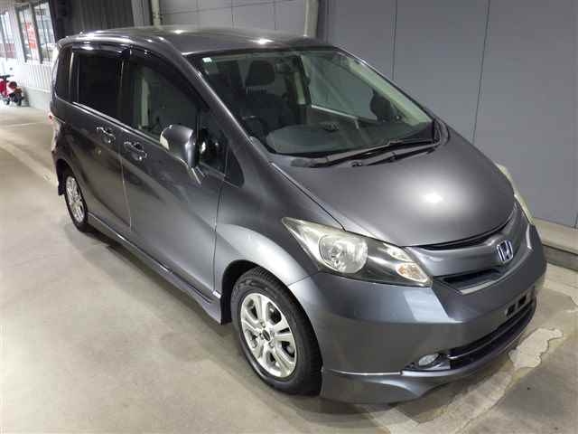 HONDA FREED 2008